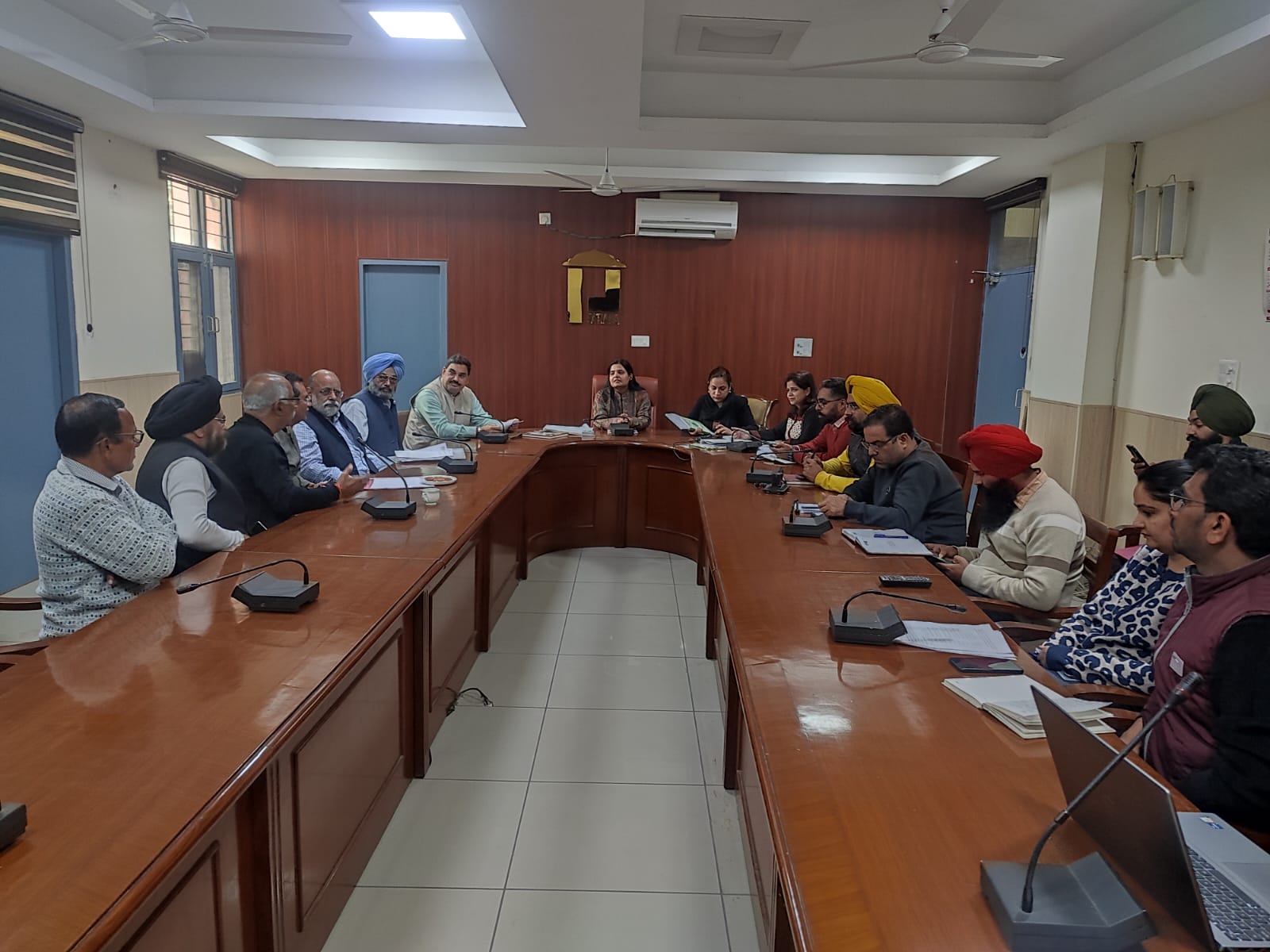 Chief Administrator heard the problems of Resident Welfare Association PUDA Enclave